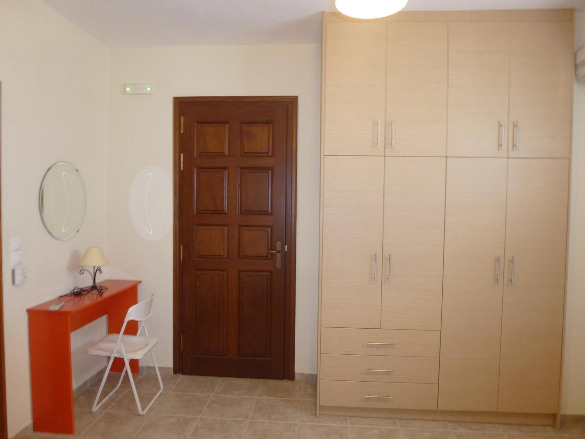 Karantonis House Apartment Leonidio Bilik gambar