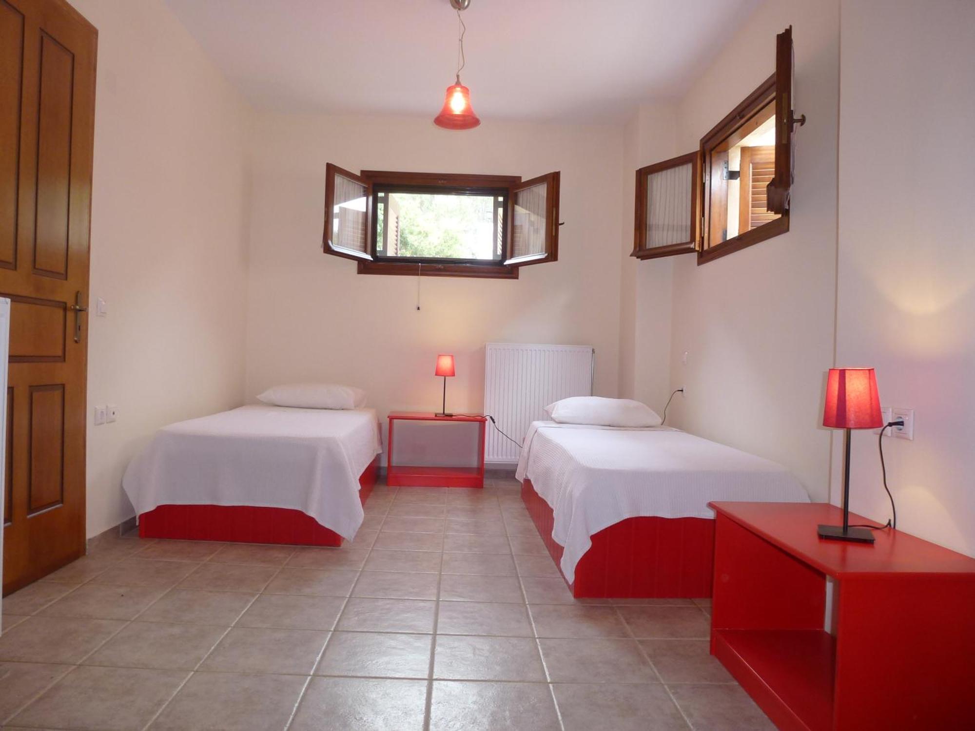 Karantonis House Apartment Leonidio Bilik gambar